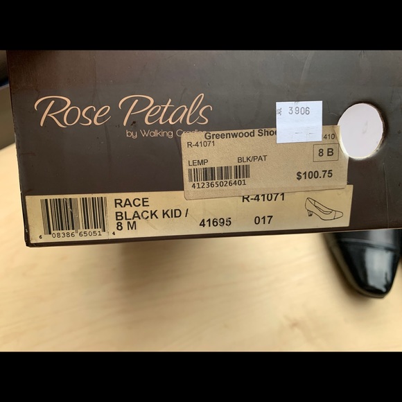 Rose Petals woman’s NWT heels - Picture 10 of 10